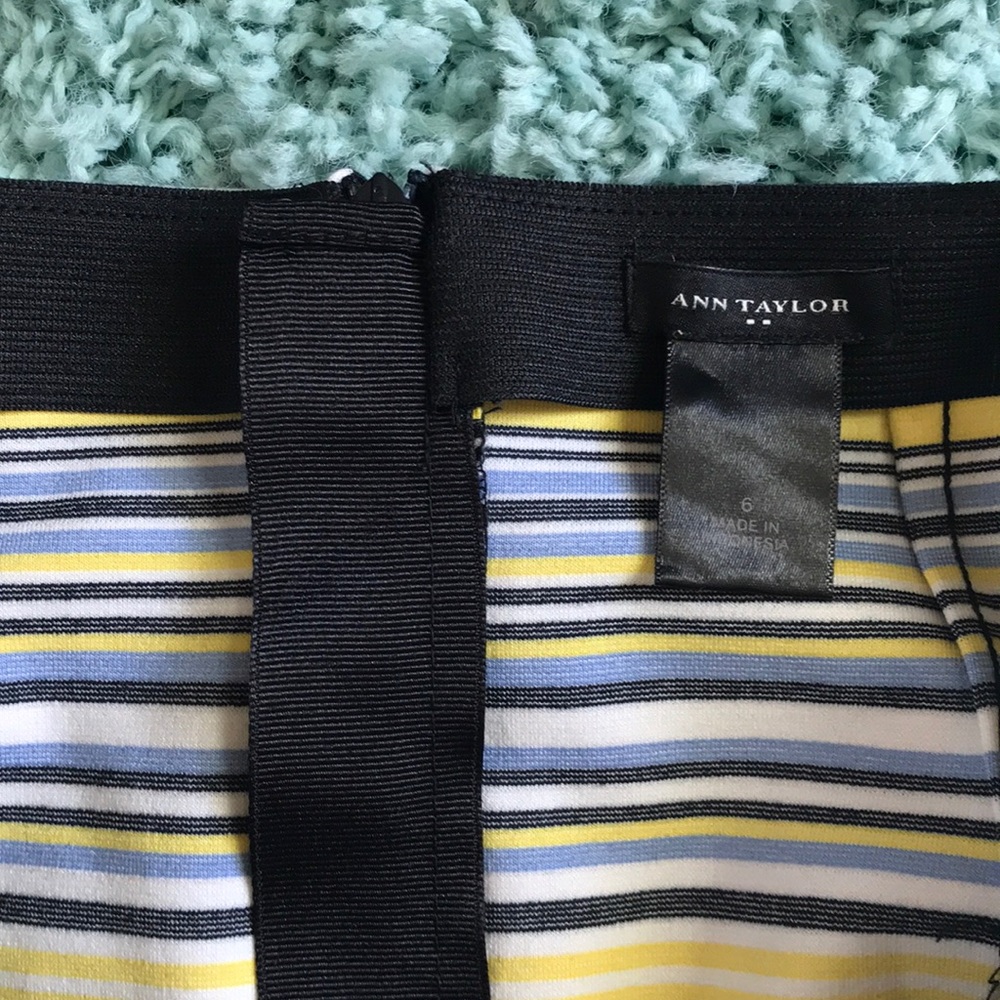 Striped skirt - Picture 2 of 2